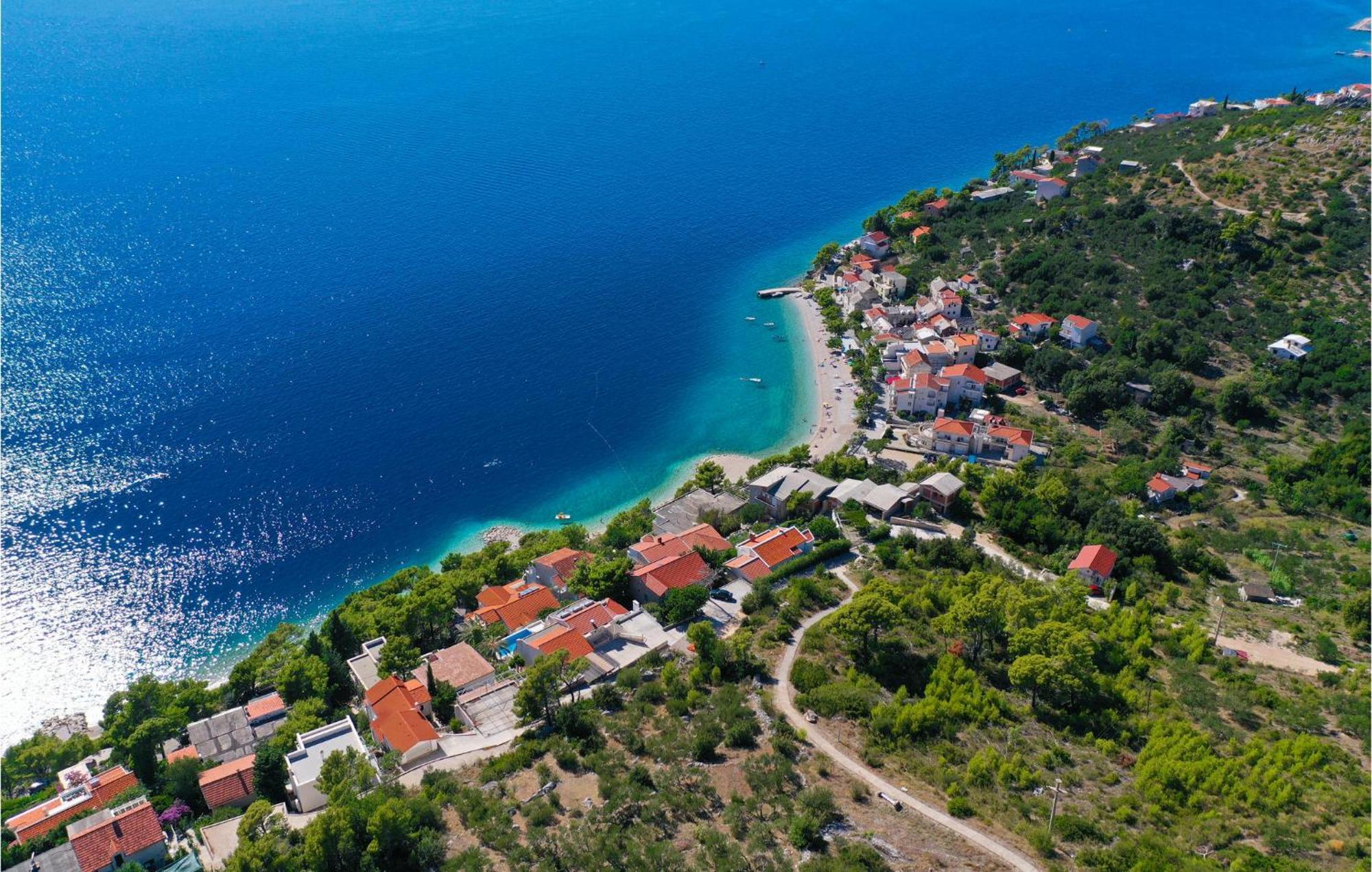 Beautiful Apartment In Krvavica With Kitchen Εξωτερικό φωτογραφία